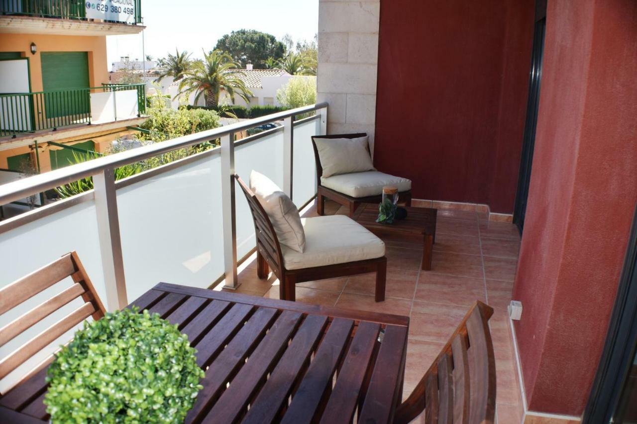 Apartament Sergi อัมโบสตา ภายนอก รูปภาพ